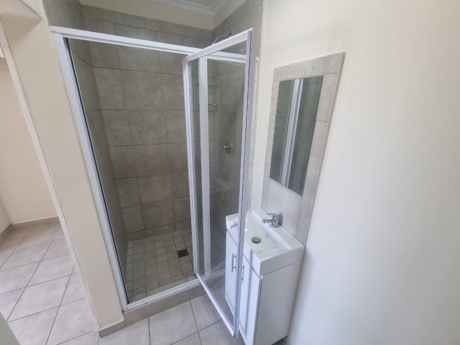 To Let 3 Bedroom Property for Rent in Kuils River Western Cape